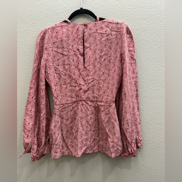 Equipment Femme Blouse Size Small Silk Red Print Cinched Waist - Picture 3 of 7